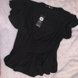 🌙🖤 Black Ribbed Wrap Peplum Boohoo Top🖤✨